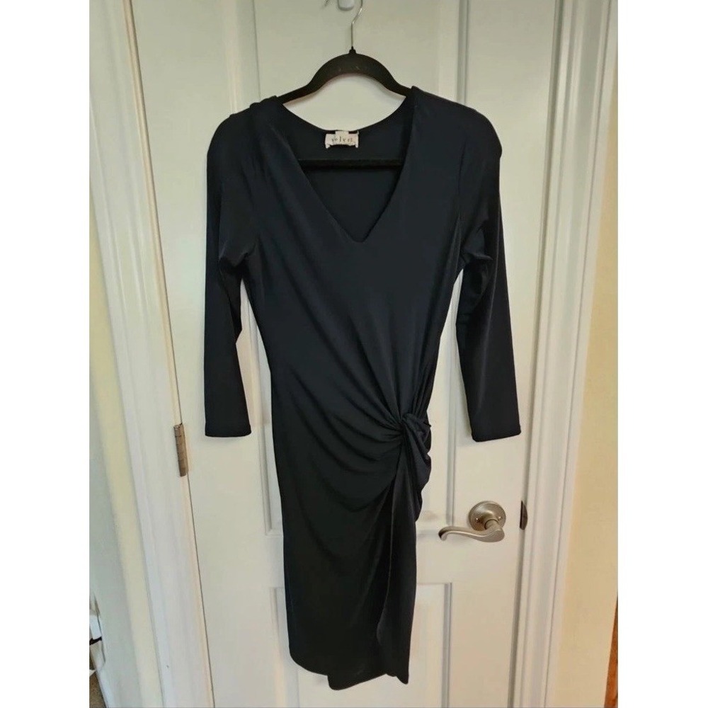 Velvet by Graham & Spencer Women navy blue V-Neck Side Knot Drape Sheath Dress M
